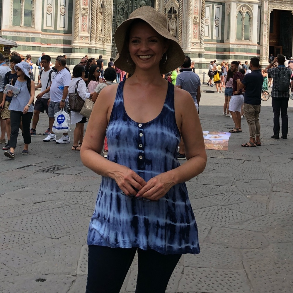 Tryst by Matthew Blue Tie Dye Henley Racerback Tank - Size S